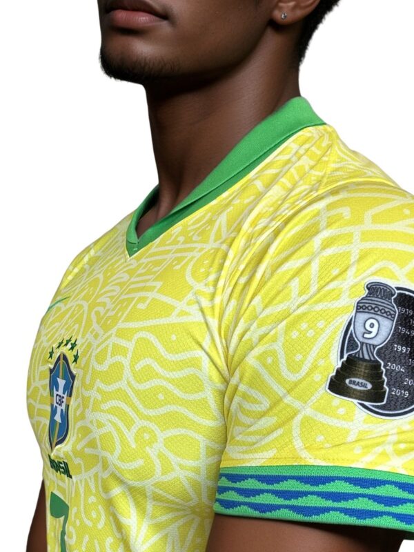Brasil Home 24-25 (Vini Jr, 7) - Imagen 3