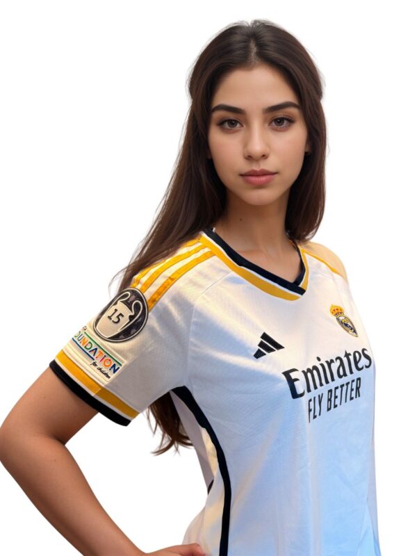 Real Madrid Home 23-24 (Bellingham, 5)