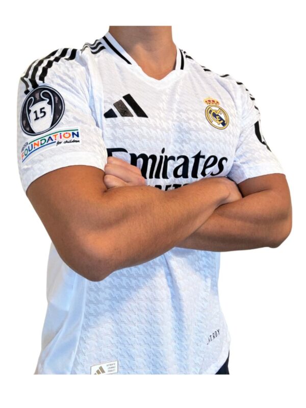Real Madrid Home 24-25 Vini Jr, 7 (Player Version)