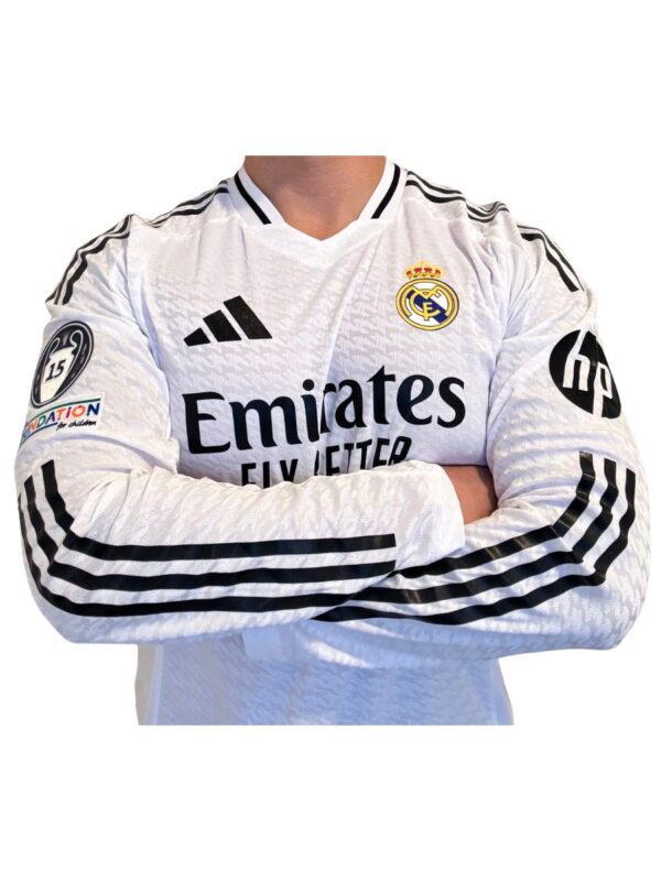 Madrid Home - Long Sleeves - Player Version - Champions League Patches